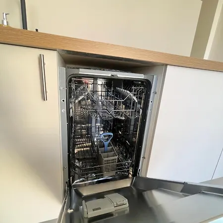 Le Finosello - T2 Cosy Sur Avec Clim, Wifi & Parking - Proche Port & Aeroport * Αζάτσιο